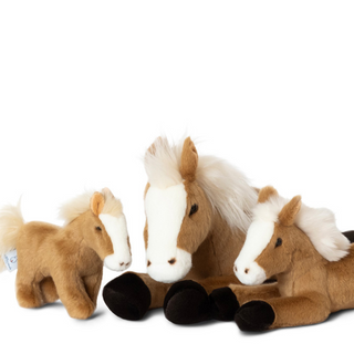 Peluche Cheval Henri de La Pelucherie chevaux en peluche caramel et crinière blanche, plusieurs tailles disponibles, fabrication artisanale haut de gamme, lavable en machine, made in Italy, La Pelucherie
