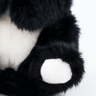 Zoom patte de chat en peluche, La Pelucherie