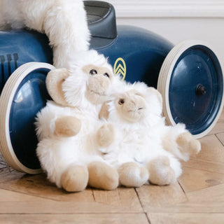 Famille de singe de la pelucherie