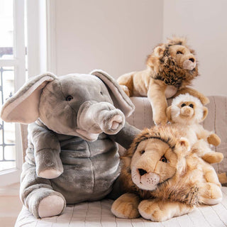 Peluches animaux, lions éléphant et singe, savoir-faire, magasin peluche, La Pelucherie