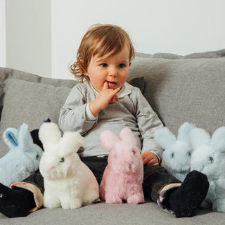 Peluche lapin réaliste pour enfant et bébé La Pelucherie