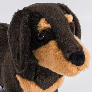 Petit chien en peluche, pelage doux, lavable en machine, marque française, La Pelucherie