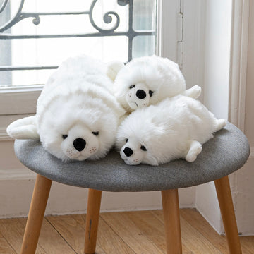 Peluche Phoque Mignonne Petite Cartoon Réaliste et Douce Peluche Phoque Mignonne Petite Cartoon Réaliste et Douce