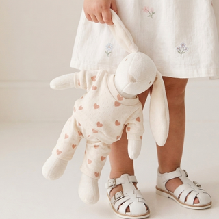 mon premier doudou lapin en ensemble coeur