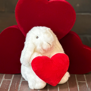 Lapin blanc en peluche avec cœur rouge pour Saint-Valentin